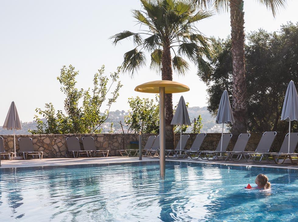 Langley Resort Almirida Bay Esterno foto